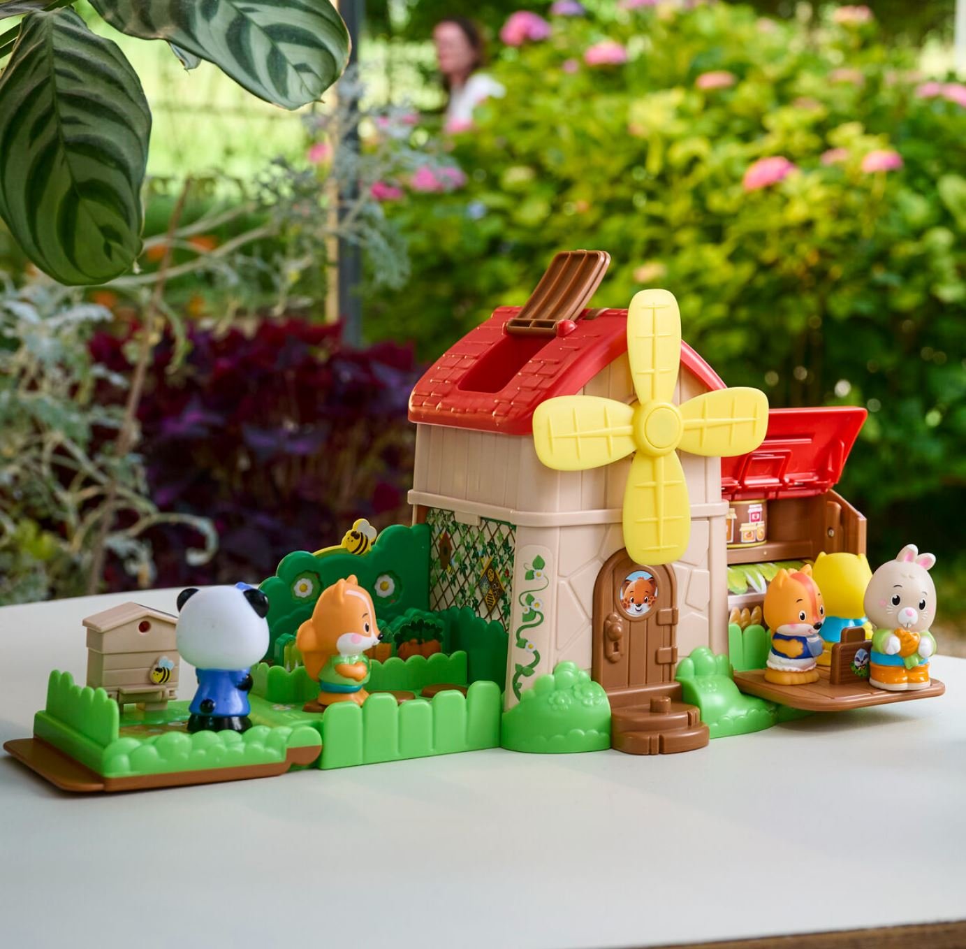 Klorofil: Ο κήπος της Klorofil με τον μύλο-Εκπαιδευτικό παιχνίδι με 1 limited χαρακτήρα και 2 αξεσουαρ - Image 6