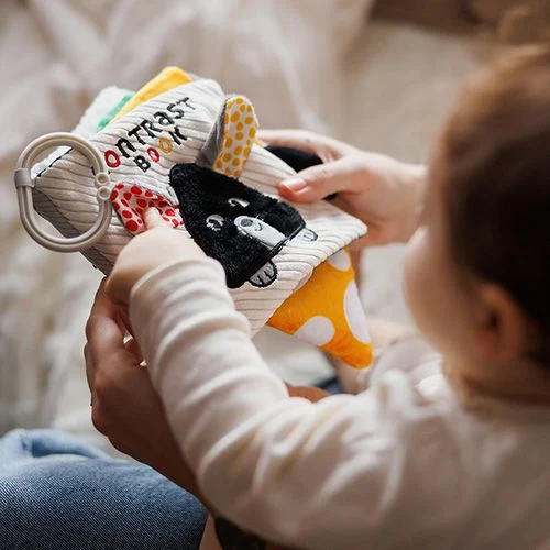 BabyOno: Κρεμαστό βρεφικό Υφασμάτινο Βιβλίο για μωρά 0+ μηνών - Image 5