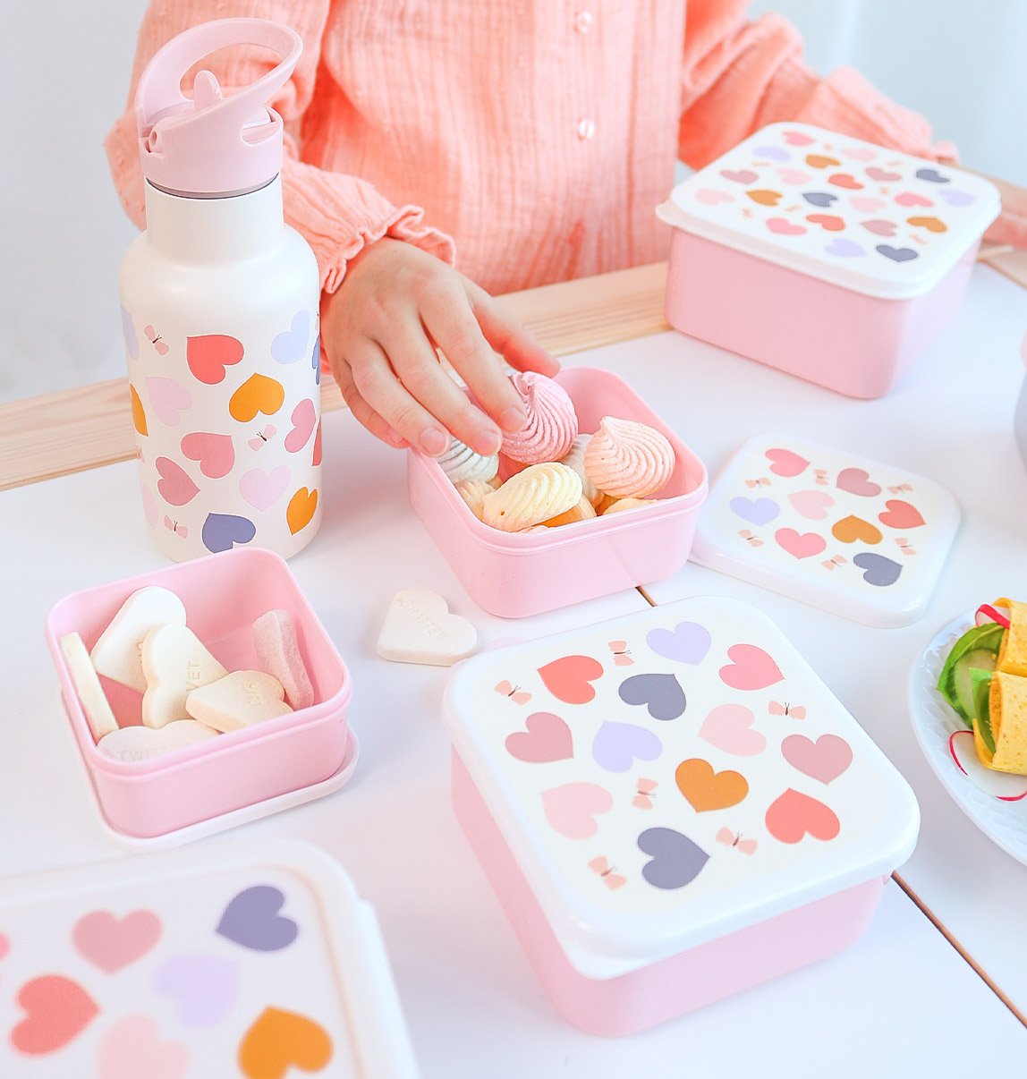 A little lovely company: Σετ 4 δοχεία φαγητού Lunch & Snack Box -Hearts - Image 5