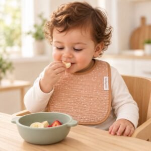 BabyOno: Σαλιάρα από Μουσελίνα με Αδιάβροχη Επένδυση - Καφέ